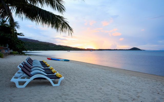 Centra by Centara Coconut Beach Resort Samui