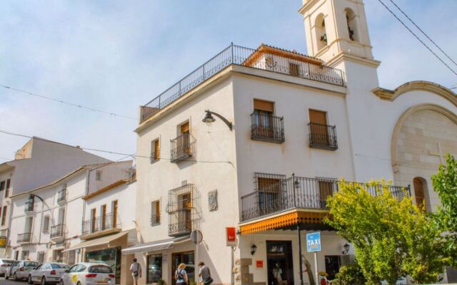 hotelImage