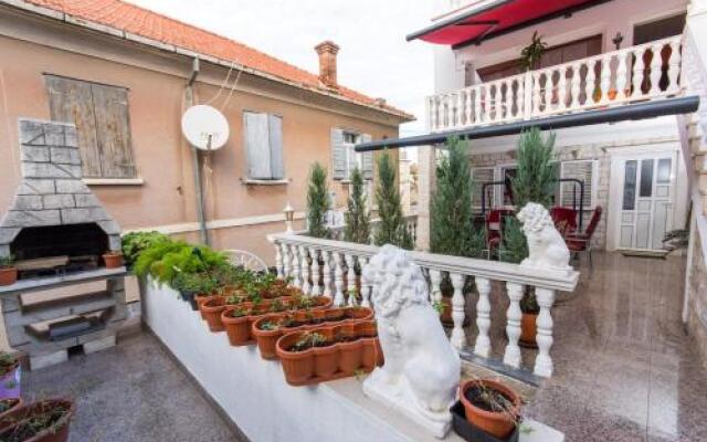 Apartments Villa Marica