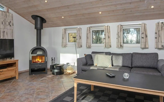 Three-Bedroom Holiday home in Hemmet 14