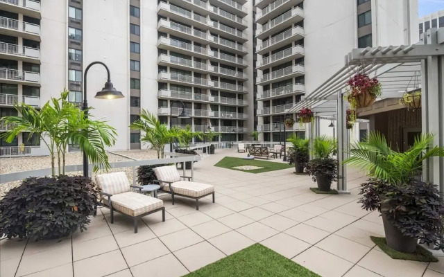 DC Airport Metroline Apartments
