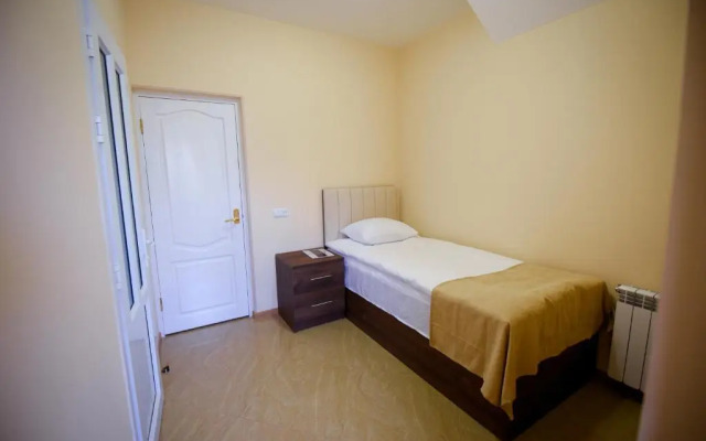 Royal Palace Hotel