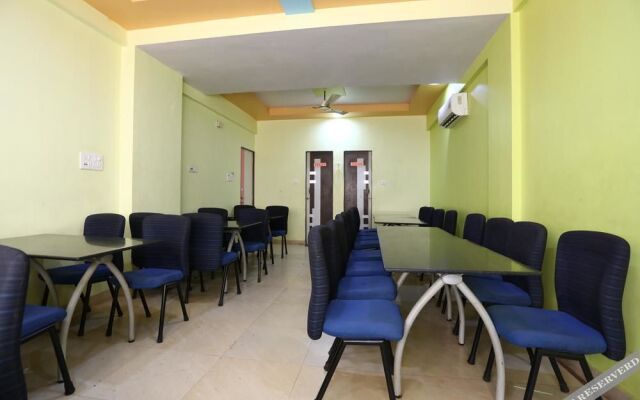 OYO Rooms Railway Station Somnath 1