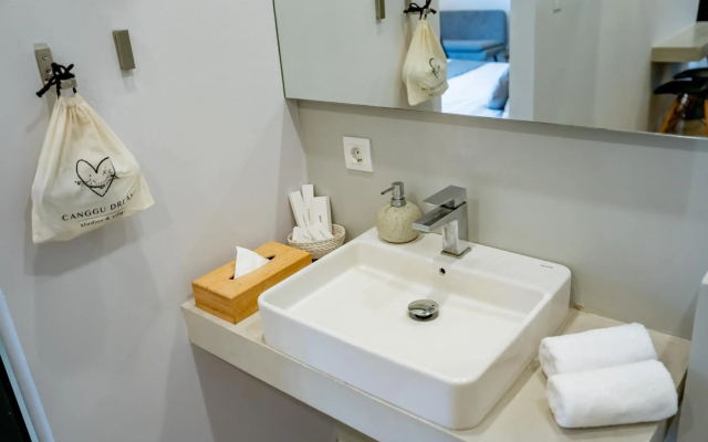 Canggu Dream Studios & Villas