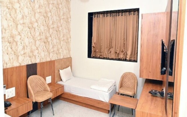 Topline Foods Resort
