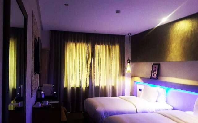 The Seven Hotel and Spa