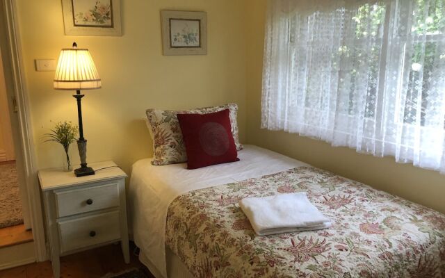 Brentwood Cottage