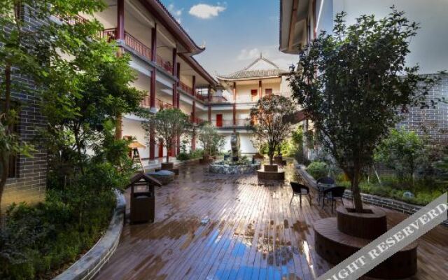 Redstone Hotel (Baise Tianyang Ancient City)