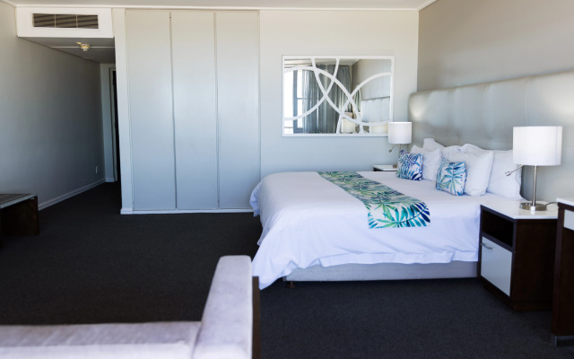 Lagoon Beach Hotel & Spa