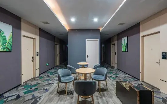 Shankee Hotel (Ningbo Airport Yinzhou Avenue Subway Station)