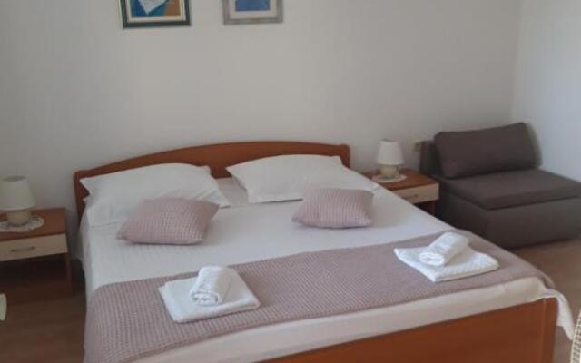 Apartments Smiljana Mucić