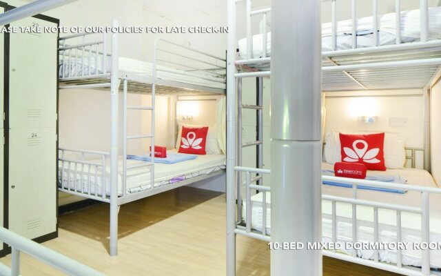 River City Inn - Hostel
