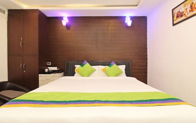 Treebo Trend Abinand Grand Bhel