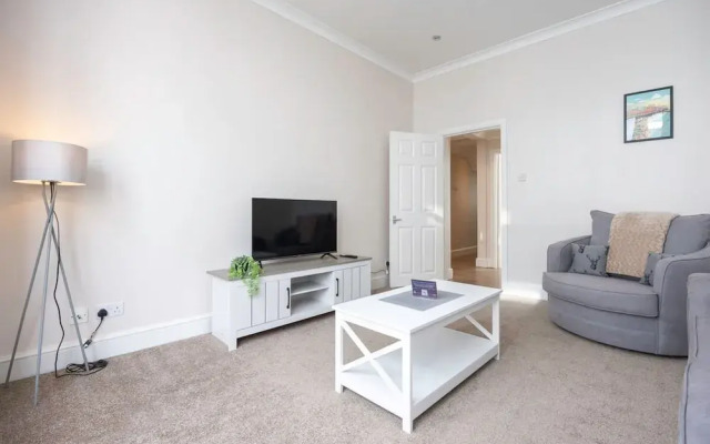 Host Stay Devonshire Place Apartment