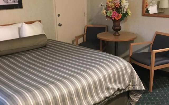 Travelodge by Wyndham Winnipeg East