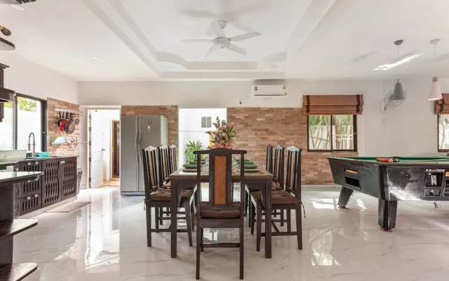 Pattaya Holiday House