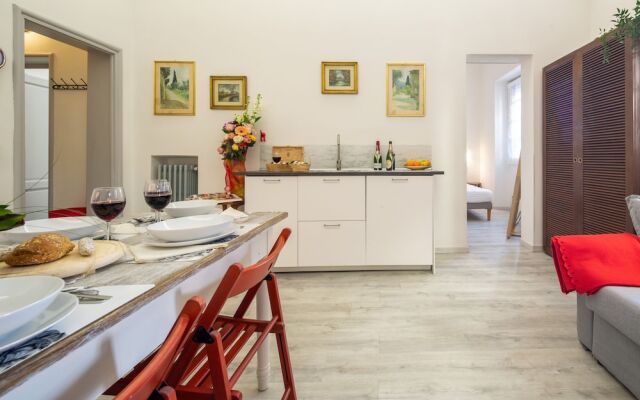 Central Station Apartment by Mmega