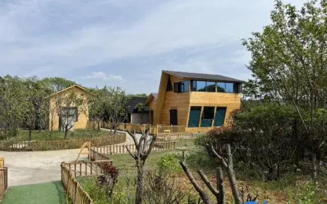 Mengxuanyue Homestay (Huaxi Park Guizhou University Huaxi West Campus)
