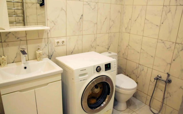 Apartments on Vlasov street 4