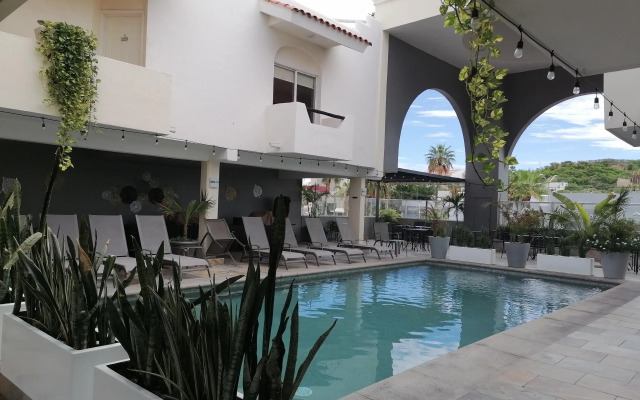 Hotel & Suites Las Palmas