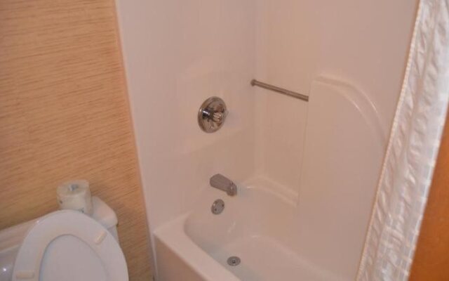 Zoders Inn and Suites