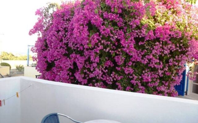 Atalos Hotel, Apartments & Suites
