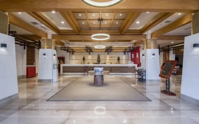 Vyluk J Hotel South Asian Garden Dianchi