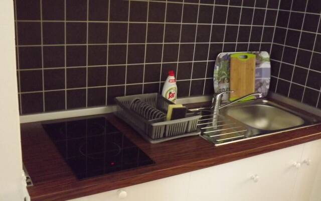 Apartment 5 Double Bed & Bidet Sleeps 2 Guests