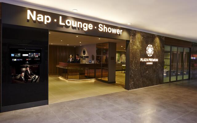 Private Resting Suite, Plaza Premium Lounge - Gateway@klia2