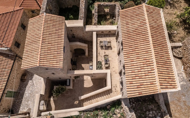 Korona Boutique Hotel