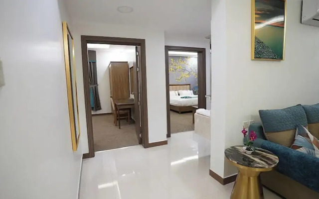 Seasons hotel suites