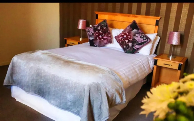 Royal Hotel Angus