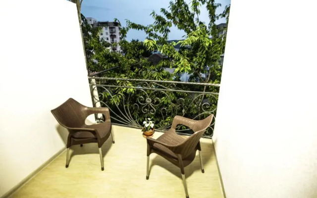 Hotel S.R
