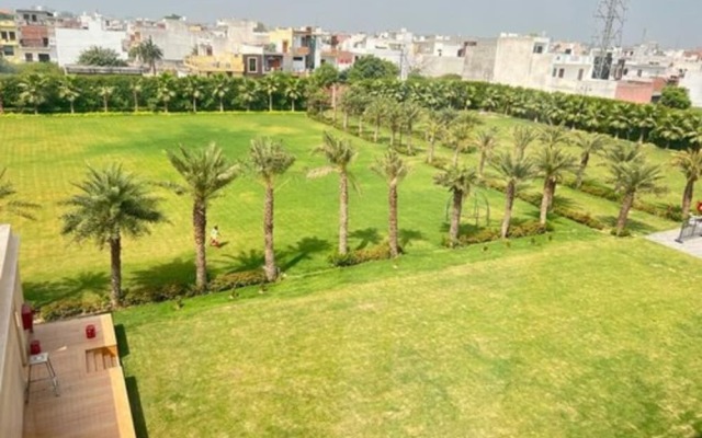 Palasa Hotel