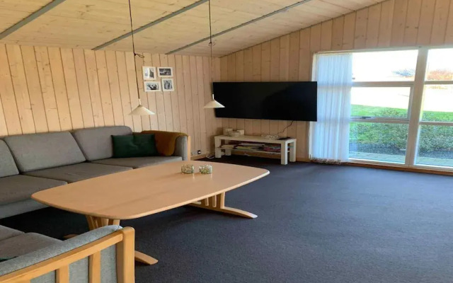 5 Star Holiday Home in Frorup