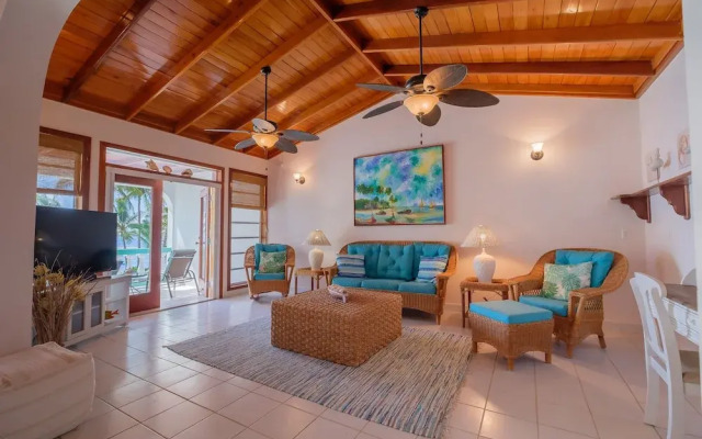 Coral Bay Villas