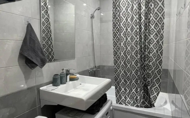 Апартаменты на улице Абжалилова 1/82