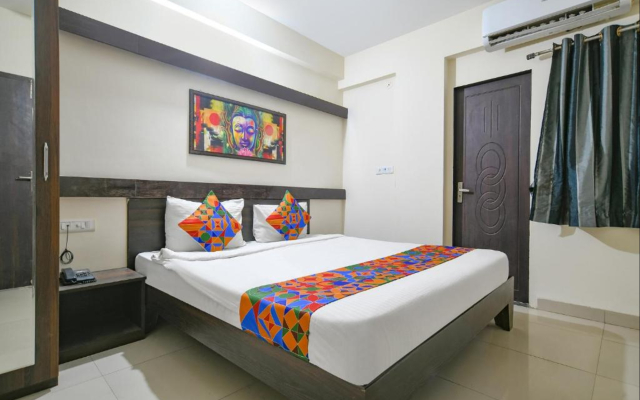 Fabexpress Golden Villa