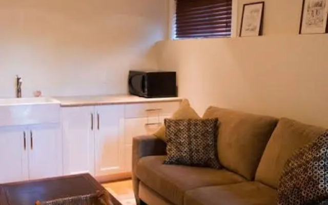 Suite Dreams Vancouver Bed and Breakfast