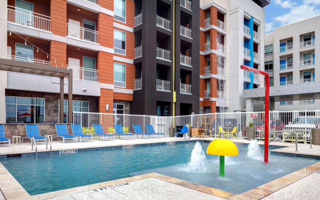 Home2 Suites Galveston, Tx