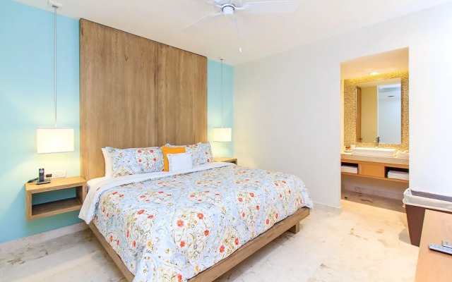 Penthouse A-Nah by Stella Rentals