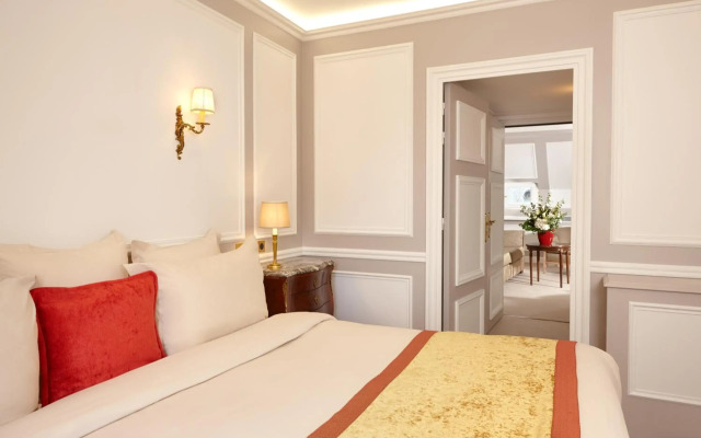 Hotel Regina Louvre