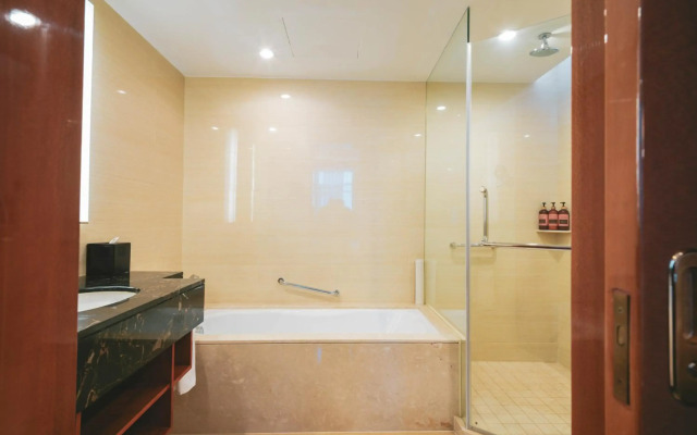 Ramada Plaza by Wyndham Shanghai Pudong Airport