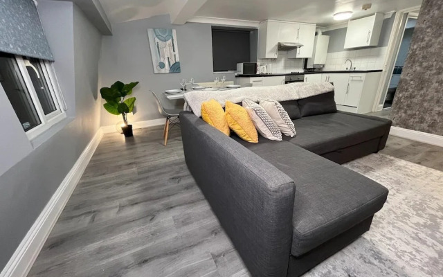 Modern with Stylish Terrace