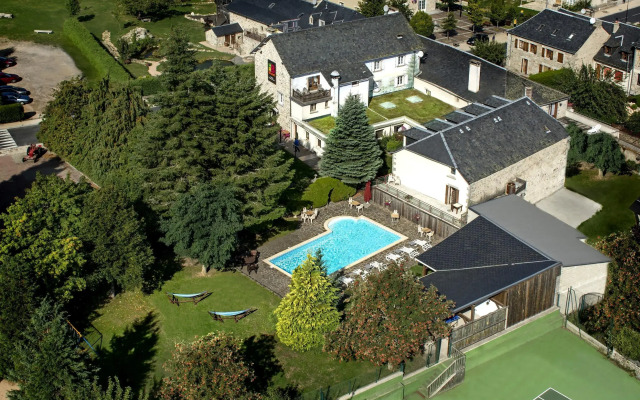 Hotel Le Rocher Blanc