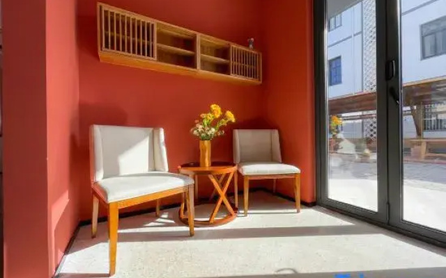 Shihua Hostel