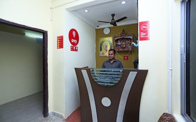 OYO 9246 Paradise Inn