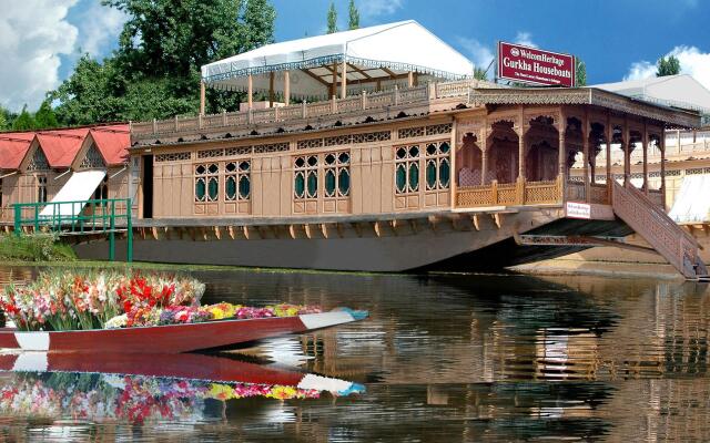 WelcomHeritage Gurkha Houseboats