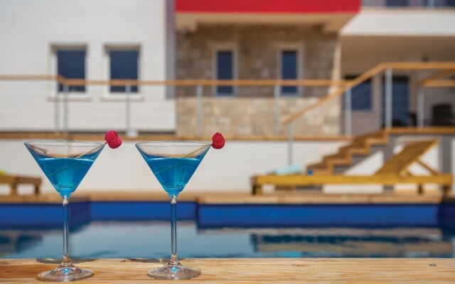 Nice Home in Lukovo with Hot Tub, WiFi & 4 Bedrooms