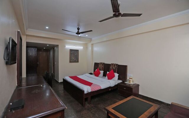 Oyo 29807 Hotel The City Heart